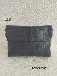 Picture of Issey Miyake Handbags _SKUfw219550825fw